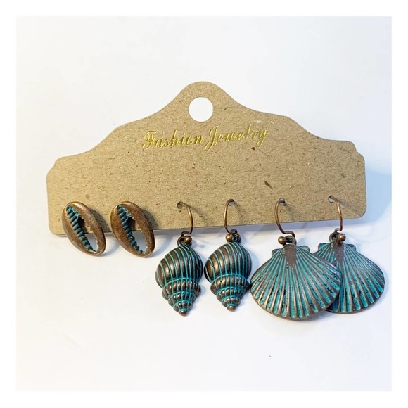NEW sea shell earrings set with turquoise wash - Picture 3 of 3